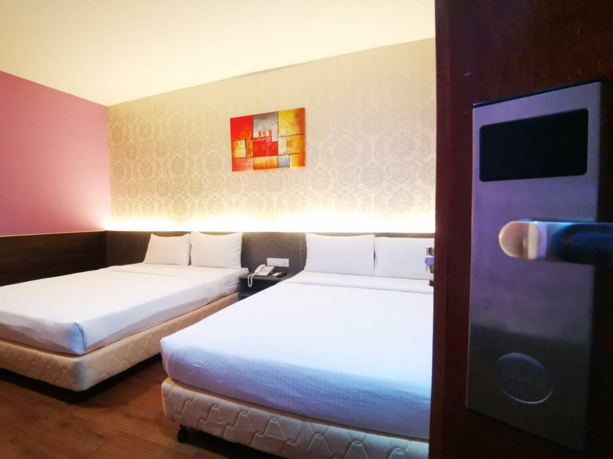 Canary Hotel Куала Лумпур Екстериор снимка