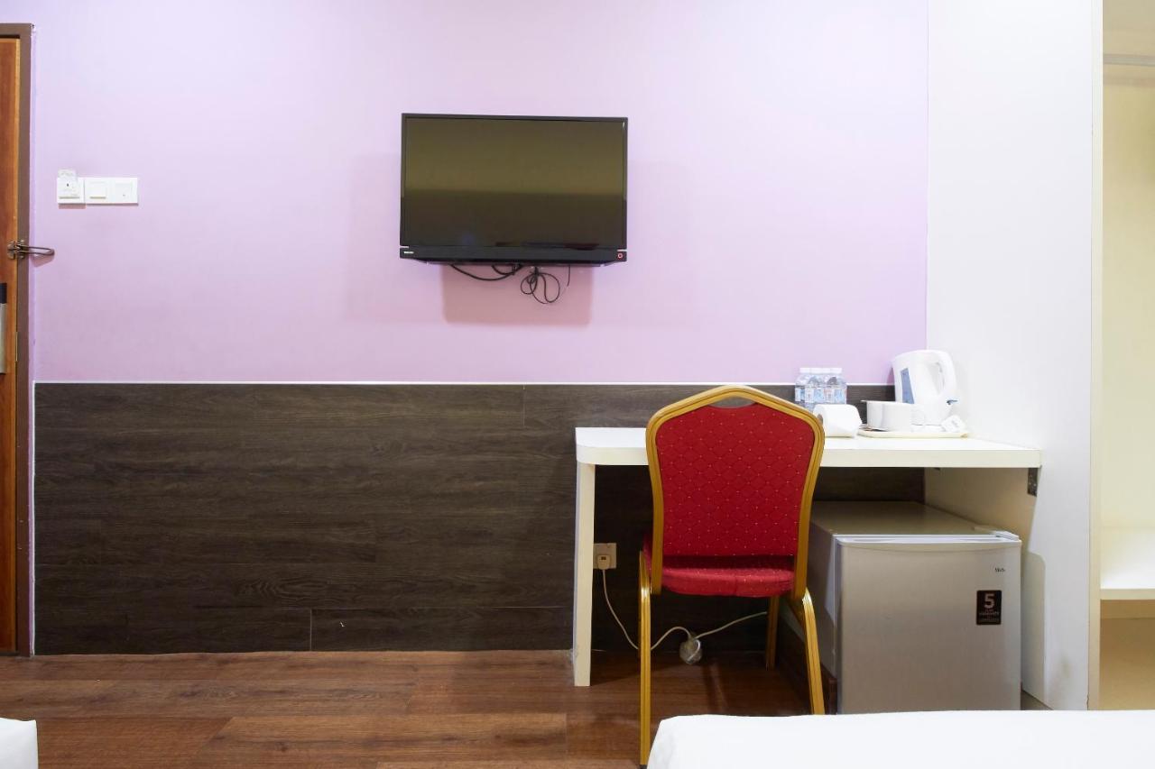 Canary Hotel Куала Лумпур Екстериор снимка